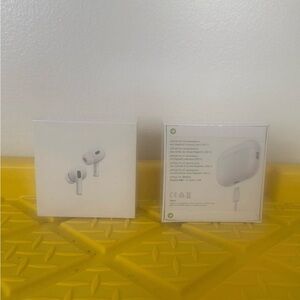 Apple White Wireless Earbuds